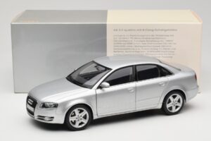 Audi A4 B8 3.2 Quattro Zilver Minichamps 1:18 5010404115 Metaal — afbeelding 8 van 8