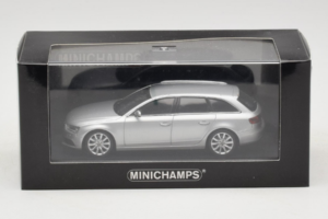 Audi A4 B8 Avant Ice Silver Minichamps 1:43 5011204213-R1 Metaal — afbeelding 4 van 4