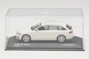 Audi A4 B8 Avant Wit Minichamps 1:43 410011010 Metaal — afbeelding 4 van 5