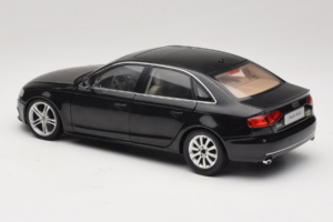 Audi A4L B8 Zwart Paudi 1:18 AUDI012 Metaal — afbeelding 7 van 8