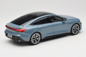 Audi A5L Sportback Grijsblauw OEM 1:18 ZAM60004B Metaal — afbeelding 3 van 8