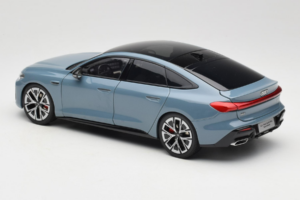 Audi A5L Sportback Grijsblauw OEM 1:18 ZAM60004B Metaal — afbeelding 7 van 8