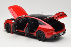 Audi A5L Sportback Rood OEM 1:18 ZAM60004A Metaal — afbeelding 5 van 8
