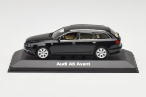 Audi A6 C6 Avant Phantom Zwart Minichamps 1:43 5010406233 Metaal