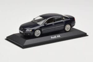 Audi A8 D3 Blue Metallic Light Interior Minichamps 1:43 20000001386003 Metaal — afbeelding 2 van 4