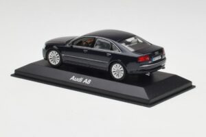 Audi A8 D3 Mauritius Blauw Metallic Minichamps 1:43 5010508123 Metaal — afbeelding 3 van 4