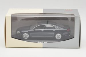 Audi A8 D3 Mauritius Blauw Metallic Minichamps 1:43 5010508123 Metaal — afbeelding 4 van 4