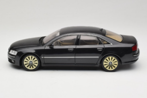 Audi A8 D3 W12 Zwart Kyosho 1:18 5010508135 Metaal — afbeelding 4 van 8