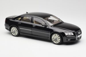 Audi A8 D3 W12 Zwart Kyosho 1:18 09212BK Metaal — afbeelding 6 van 8