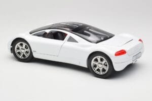 Audi Avus Quattro Alpine White Revell 1:18 08913 Metaal — afbeelding 7 van 8