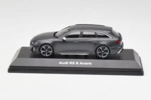 Audi RS6 C8 Avant Grijs Metallic Minichamps 1:43 5012016231 Metaal