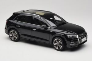 Audi Q5L FY Zwart Paudi Model 1:18 26732 Metaal — afbeelding 6 van 8