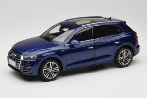 Audi Q5L FY Blauw Paudi Model 1:18 33729 Metaal