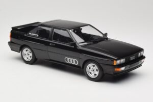 Audi Quattro Zwart Metallic Minichamps 1:18 155016121 Metaal — afbeelding 4 van 6