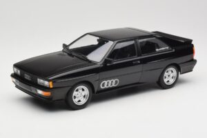 Audi Quattro Zwart Metallic Minichamps 1:18 155016121 Metaal