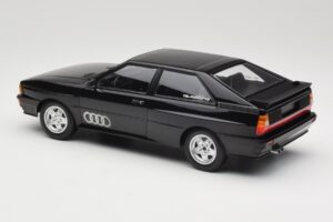 Audi Quattro Zwart Metallic Minichamps 1:18 155016121 Metaal — afbeelding 5 van 6