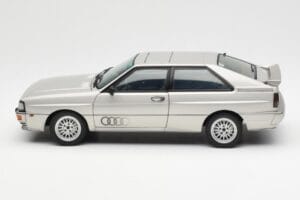 Audi Quattro LWB Zilver AUTOart 1:18 70303 Metaal — afbeelding 4 van 8