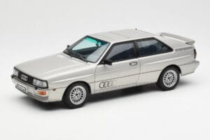 Audi Quattro LWB Zilver AUTOart 1:18 70303 Metaal
