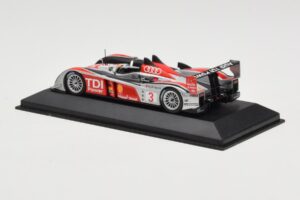 Audi R10 TDI LMP1 #3 L. Luhr / A. Premat / M. Rockenfeller 24 Hours of Le Mans 2008 Minichamps 1:43 400089903 Metaal — afbeelding 3 van 4