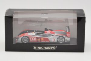 Audi R10 TDI LMP1 #3 L. Luhr / A. Premat / M. Rockenfeller 24 Hours of Le Mans 2008 Minichamps 1:43 400089903 Metaal — afbeelding 4 van 4
