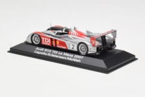 Audi R10 TDI LMP1 #2 R. Capello / T. Kristensen / A. McNish 24 Hours of Le Mans 2007 Minichamps 1:43 5020700223 Metaal — afbeelding 3 van 4