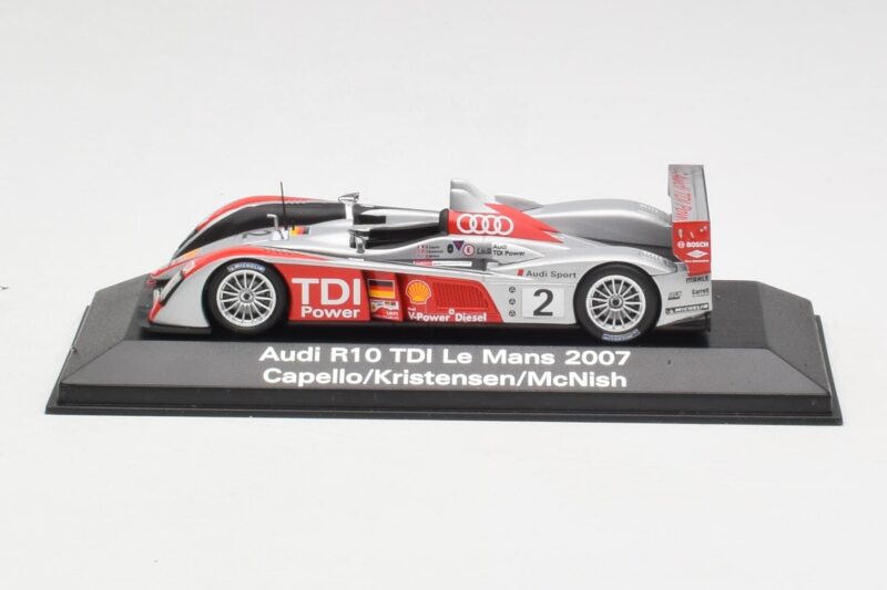 Audi R10 TDI LMP1 #2 R. Capello / T. Kristensen / A. McNish 24 Hours of Le Mans 2007 Minichamps 1:43 5020700223 Metaal
