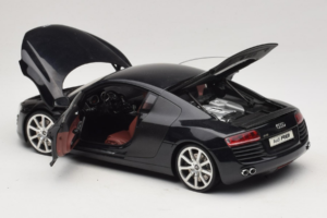 Audi R8 Zwart Kyosho 1:18 09213BK Metaal — afbeelding 5 van 8