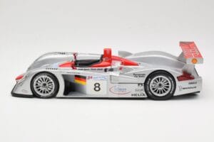 Audi R8 LMP900 #8 Audi Sport Team Joest F. Biela / E. Pirro / T. Kristensen 24 Hours of Le Mans 2000 Maisto 1:18 38899 Metaal — afbeelding 3 van 6
