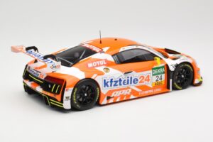 Audi R8 LMS #24 kfzteile24 L. Vanthoor / C. Stoll ADAC GT Masters 2016 Minichamps 1:18 155161124 Metaal — afbeelding 2 van 6