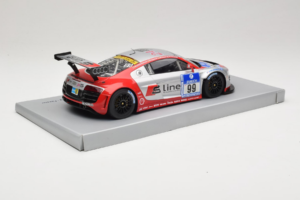 Audi R8 LMS #99 F. Biela / P. Kaffer / M. Fässler / M. Hennerici Phoenix Racing 24 Hours Nürburgring 2009 Spark 1:18 18S041 H — afbeelding 3 van 6