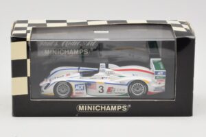 Audi R8 LMP1 #3 J. Lehto / M. Werner / T. Kristensen 24 Hours of Le Mans Winner 2005 Minichamps 1:43 400051303 Metaal — afbeelding 4 van 4
