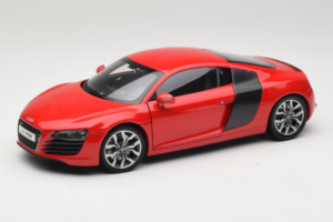 Audi R8 Rood Kyosho 1:18 09213R Metaal
