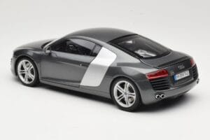 Audi R8 Type 42 4.2 Daytona Grey Kyosho 1:18 5010618425 Metaal — afbeelding 7 van 8