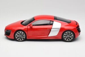 Audi R8 V10 Brilliant Rood Kyosho 1:18 09216RR Metaal — afbeelding 4 van 8