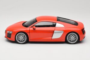 Audi R8 V10 Rood Welly 1:18 18052W Metaal — afbeelding 4 van 8