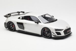 Audi R8 V10 GT RWD Grijs GT Spirit 1:18 GT461 Hars — afbeelding 4 van 6