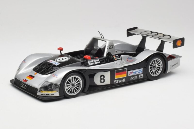 Audi R8R LMP #8 F. Biela / E. Pirro / D. Theys 24 Hours of Le Mans 1999 Maisto 1:18 538881 Metaal