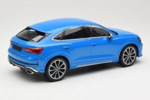 Audi RS Q3 F3 Sportback Blauw Minichamps 1:18 155018101 Metaal — afbeelding 2 van 6