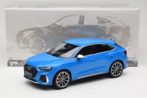 Audi RS Q3 F3 Sportback Blauw Minichamps 1:18 155018101 Metaal — afbeelding 6 van 6