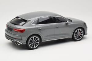 Audi RS Q3 F3 Sportback Grijs Minichamps 1:18 155018100 Metaal — afbeelding 2 van 6