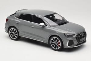 Audi RS Q3 F3 Sportback Grijs Minichamps 1:18 155018100 Metaal — afbeelding 4 van 6