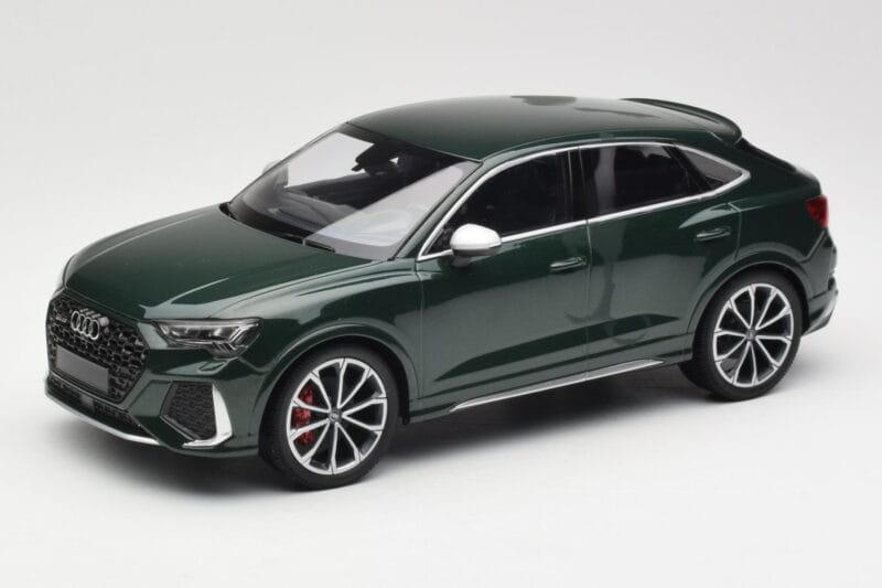 Audi RS Q3 Sportback 8U Green Metallic Minichamps 1:18 155018102 Metaal