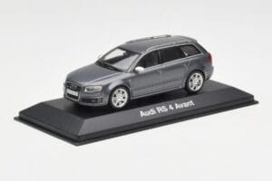 Audi RS4 B7 Avant Grijs Minichamps 1:43 5010509223 Metaal — afbeelding 2 van 4
