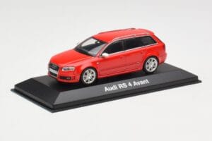 Audi RS4 B7 Avant Rood Minichamps 1:43 5010509213 Metaal — afbeelding 2 van 4