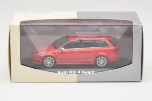 Audi RS4 B7 Avant Rood Minichamps 1:43 5010509213 Metaal — afbeelding 4 van 4