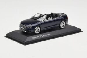 Audi RS5 B8 Cabriolet Estoril Blue Minichamps 1:43 5011215313 Metaal — afbeelding 2 van 4