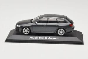 Audi RS6 C5 Avant Daytona Grey Minichamps 1:43 5010710233 Metaal