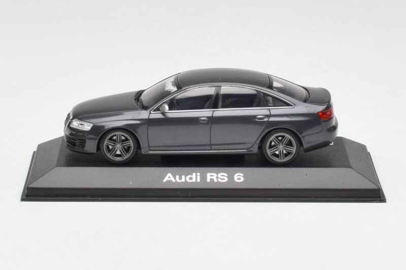 Audi RS6 C6 Daytona Grey Minichamps 1:43 5010810123 Metaal