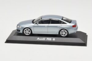 Audi RS6 C6 Monza Silver Minichamps 1:43 5010810113 Metaal