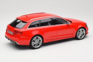 Audi RS6 C7 Avant Rood Minichamps 1:18 110012011 Metaal — afbeelding 3 van 8